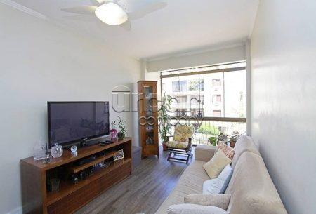 Apartamento com 47m², 1 quarto, 1 vaga, no bairro Passo da Areia em Porto Alegre