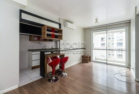 Apartamento com 62m², 2 quartos, 1 suíte, 1 vaga, no bairro Vila Ipiranga em Porto Alegre