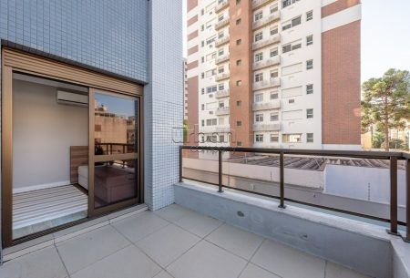 Apartamento Garden com 118m², 2 quartos, 2 suítes, 2 vagas, no bairro Petrópolis em Porto Alegre