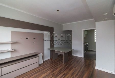 Apartamento com 58m², 2 quartos, no bairro Floresta em Porto Alegre