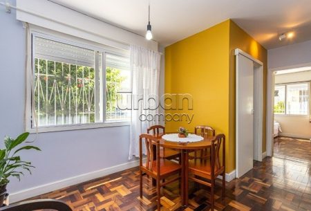 Apartamento com 55m², 2 quartos, no bairro Passo da Areia em Porto Alegre