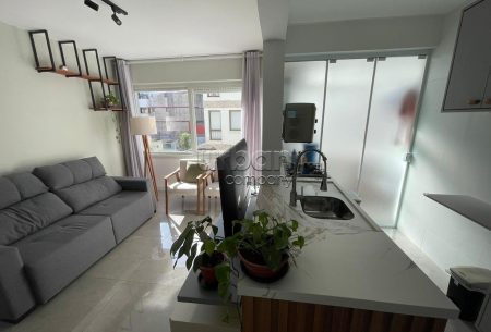 Apartamento com 63m², 2 quartos, 1 vaga, no bairro Mont Serrat em Porto Alegre