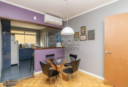 Apartamento com 115m², 3 quartos, 1 suíte, 1 vaga, no bairro Petrópolis em Porto Alegre