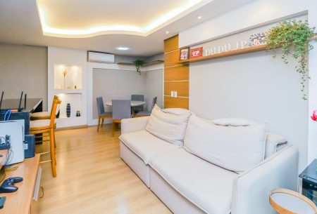 Apartamento com 81m², 2 quartos, 1 suíte, 1 vaga, no bairro Jardim Europa em Porto Alegre