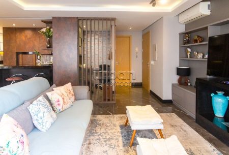 Apartamento com 107m², 3 quartos, 2 vagas, no bairro Passo da Areia em Porto Alegre