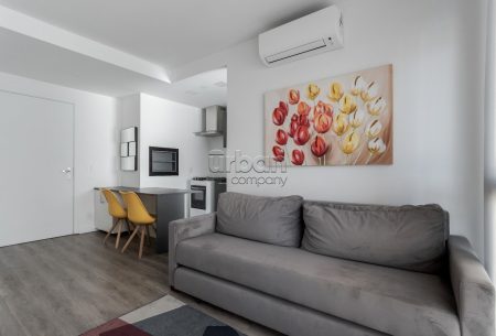 Loft com 47m², 1 quarto, 1 suíte, 1 vaga, no bairro Central Parque em Porto Alegre