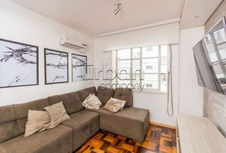 Apartamento com 59m², 3 quartos, 1 vaga, no bairro Passo da Areia em Porto Alegre