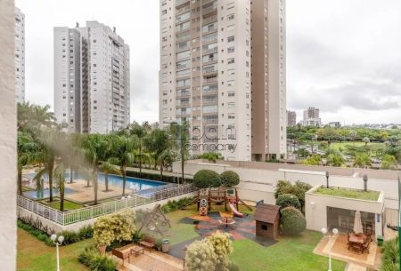 Apartamento com 102m², 3 quartos, 1 suíte, 2 vagas, no bairro Jardim Europa em Porto Alegre