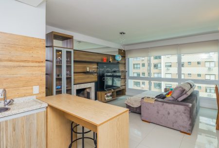 Apartamento com 106m², 3 quartos, 1 suíte, 2 vagas, no bairro Passo da Areia em Porto Alegre