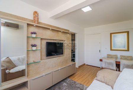 Apartamento com 43m², 1 quarto, no bairro Azenha em Porto Alegre