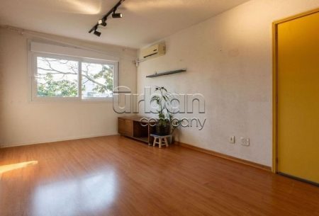 Apartamento com 53m², 2 quartos, 1 vaga, no bairro Mont Serrat em Porto Alegre