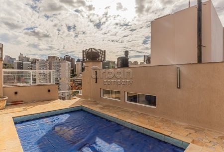 Cobertura com 254m², 3 quartos, 1 suíte, 2 vagas, no bairro Petrópolis em Porto Alegre