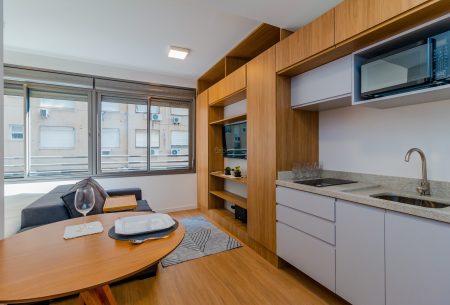 Apartamento com 28m², 1 quarto, 1 vaga, no bairro Cidade Baixa em Porto Alegre