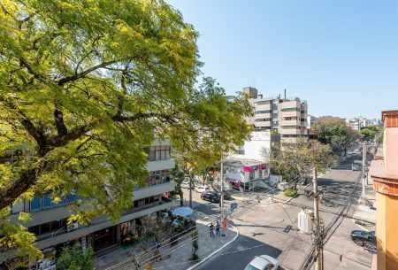 Cobertura com 96m², 2 quartos, 1 suíte, 2 vagas, no bairro Mont Serrat em Porto Alegre