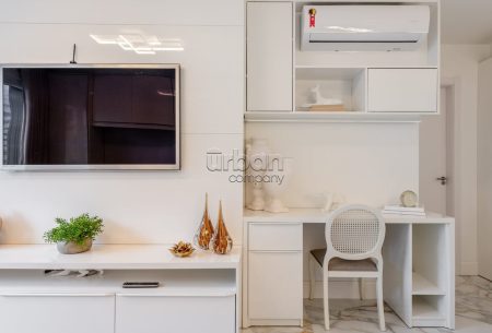 Apartamento com 54m², 1 quarto, 1 vaga, no bairro Três Figueiras em Porto Alegre