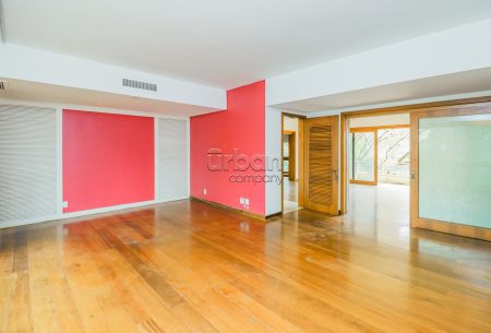 Apartamento com 258m², 3 quartos, 1 suíte, 2 vagas, no bairro Petrópolis em Porto Alegre