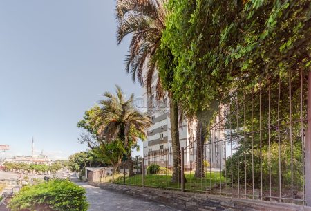 Apartamento com 110m², 3 quartos, 1 suíte, 1 vaga, no bairro Santa Tereza em Porto Alegre