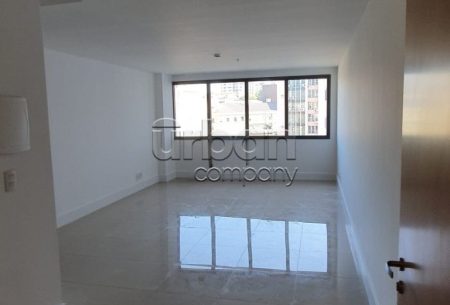 Sala com 36m², no bairro Cristo Redentor em Porto Alegre