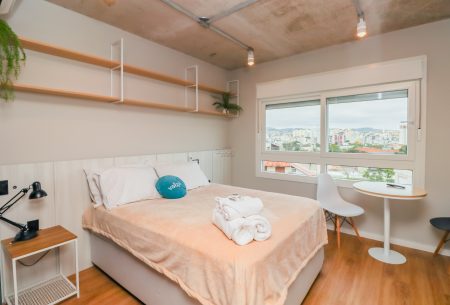 Loft com 19m², 1 quarto, no bairro Santa Cecília em Porto Alegre