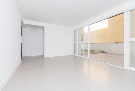 Apartamento Garden com 77m², 1 quarto, 1 suíte, 1 vaga, no bairro Passo da Areia em Porto Alegre