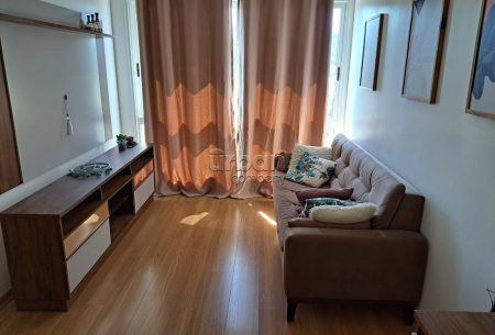 Apartamento com 70m², 3 quartos, 1 suíte, 1 vaga, no bairro Partenon em Porto Alegre