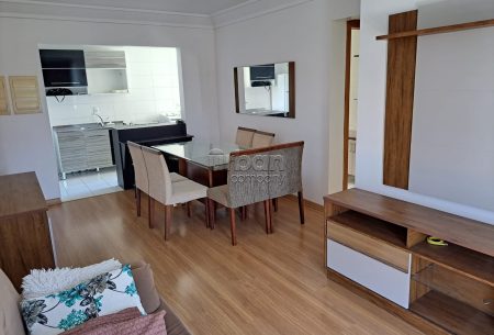 Apartamento com 70m², 3 quartos, 1 suíte, 1 vaga, no bairro Partenon em Porto Alegre