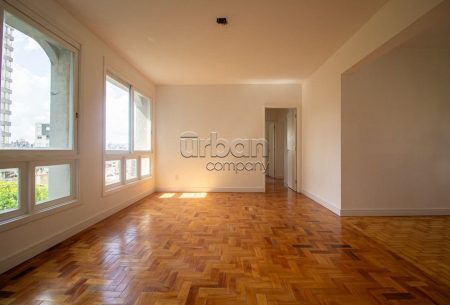 Apartamento com 95m², 3 quartos, 1 suíte, 2 vagas, no bairro Bela Vista em Porto Alegre