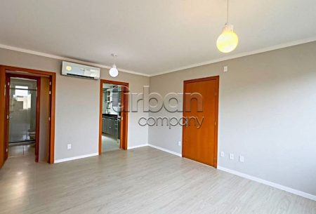 Apartamento com 64m², 2 quartos, 1 suíte, 2 vagas, no bairro Jardim Itu-Sabará em Porto Alegre