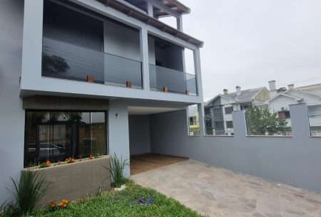 Casa com 120m², 3 quartos, 2 suítes, 2 vagas, no bairro Jardim Itu em Porto Alegre