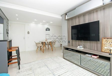 Apartamento com 58m², 2 quartos, 1 suíte, 1 vaga, no bairro Menino Deus em Porto Alegre