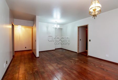 Apartamento com 113m², 3 quartos, 1 suíte, 2 vagas, no bairro Auxiliadora em Porto Alegre