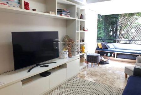 Apartamento com 101m², 2 quartos, 1 suíte, 1 vaga, no bairro Petrópolis em Porto Alegre