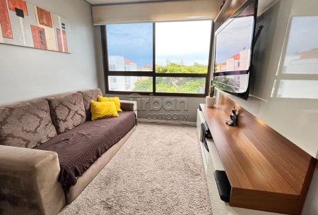 Apartamento com 41m², 1 quarto, 1 vaga, no bairro Passo da Areia em Porto Alegre