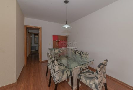 Apartamento com 86m², 3 quartos, 1 suíte, 2 vagas, no bairro Praia de Belas em Porto Alegre