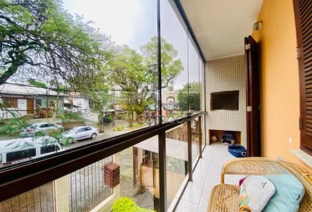 Apartamento com 74m², 2 quartos, 1 suíte, 1 vaga, no bairro Cristo Redentor em Porto Alegre