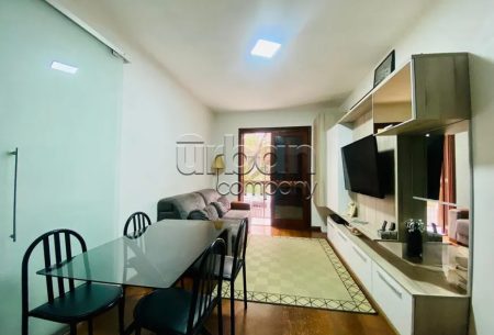 Apartamento com 74m², 2 quartos, 1 suíte, 1 vaga, no bairro Cristo Redentor em Porto Alegre