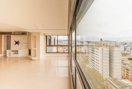 Apartamento com 125m², 3 quartos, 1 suíte, 2 vagas, no bairro Rio Branco em Porto Alegre