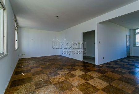 Apartamento com 189m², 4 quartos, 2 vagas, no bairro Rio Branco em Porto Alegre