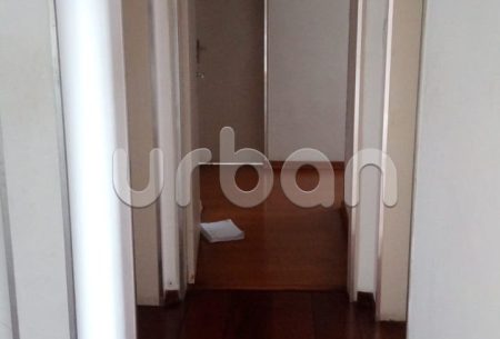 Apartamento com 112m², 3 quartos, 1 suíte, 1 vaga, no bairro Menino Deus em Porto Alegre