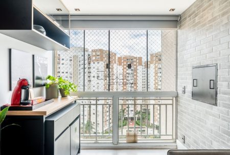 Apartamento com 74m², 3 quartos, 1 suíte, 2 vagas, no bairro Vila Ipiranga em Porto Alegre