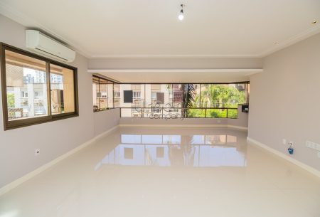 Apartamento Garden com 219m², 4 quartos, 3 suítes, 2 vagas, no bairro Bela Vista em Porto Alegre