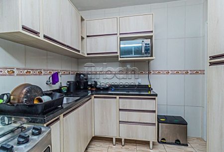 Apartamento com 56m², 2 quartos, 1 vaga, no bairro São Sebastião em Porto Alegre