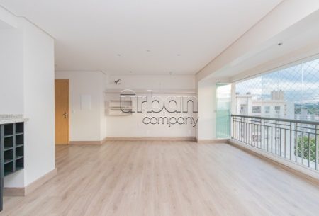 Apartamento com 105m², 3 quartos, 1 suíte, 2 vagas, no bairro Passo da Areia em Porto Alegre