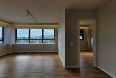 Apartamento com 60m², 1 quarto, 1 suíte, 2 vagas, no bairro Chácara da Pedras em Porto Alegre