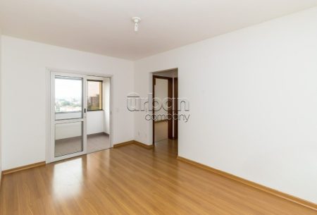 Apartamento com 66m², 2 quartos, 1 vaga, no bairro Passo da Areia em Porto Alegre