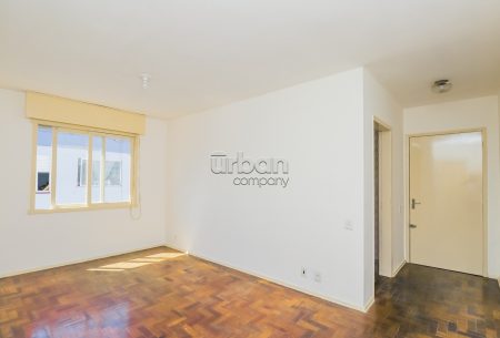 Apartamento com 46m², 1 quarto, 1 vaga, no bairro Passo da Areia em Porto Alegre