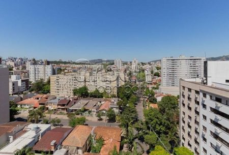 Cobertura com 180m², 3 quartos, 1 suíte, 2 vagas, no bairro Petrópolis em Porto Alegre