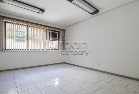 Sala com 28m², 1 vaga, no bairro Auxiliadora em Porto Alegre