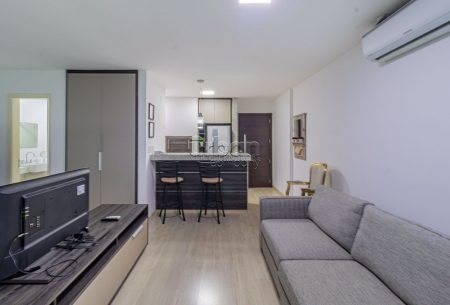 Apartamento com 47m², 1 quarto, 1 vaga, no bairro Cristal em Porto Alegre