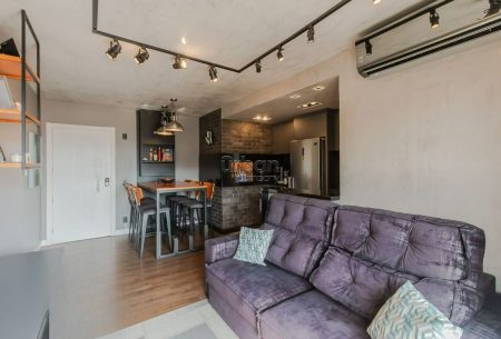 Apartamento com 67m², 2 quartos, 1 suíte, 2 vagas, no bairro Jardim Botânico em Porto Alegre